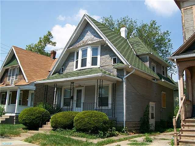 2nd image of 1105 N Huron St