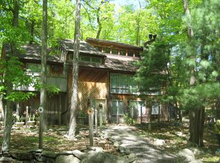 132 Reston Dr, East Stroudsburg, PA 18301