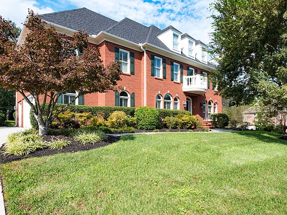 1701 Emerson Park-2