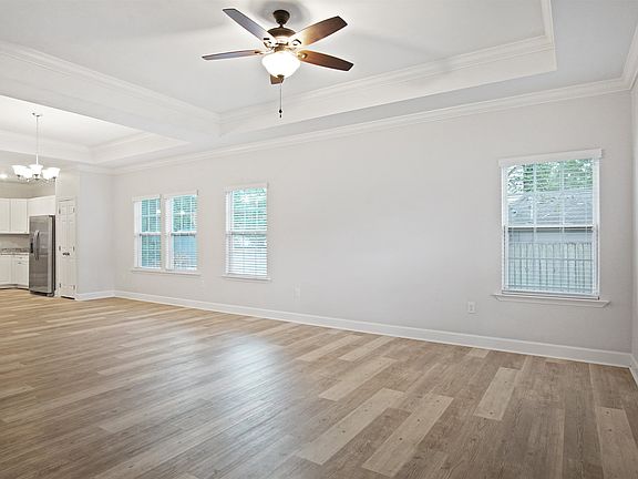 5th image of 13 Cochise St