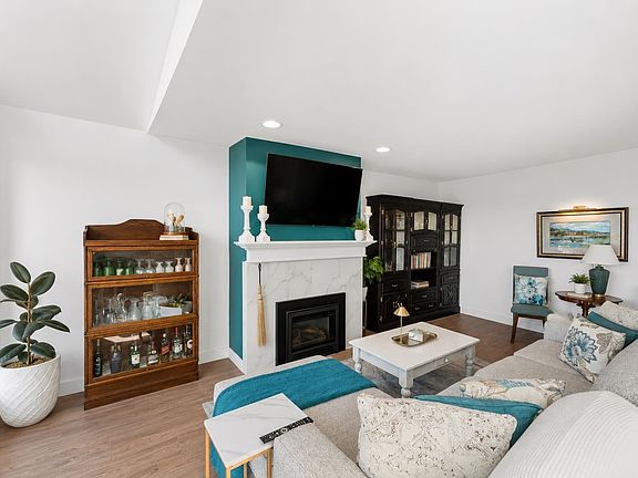 5th image of 15165 Marine Dr #202