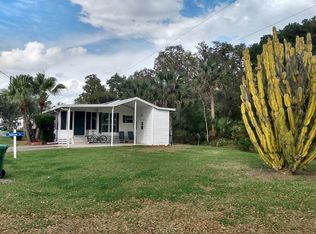 1078 Rainbow Cir, Eustis, FL 32726
