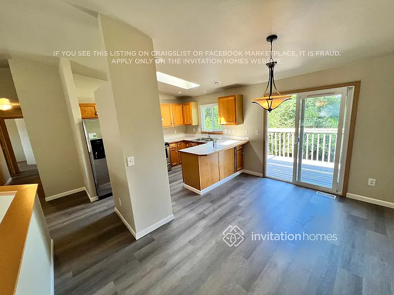 6316 56th Dr NE — Photo 8