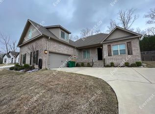 301 Ensbury Dr, Little Rock, AR 72223
