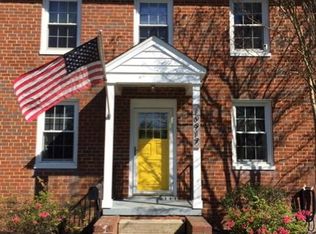 10917 Park Rd, Fairfax, VA 22030