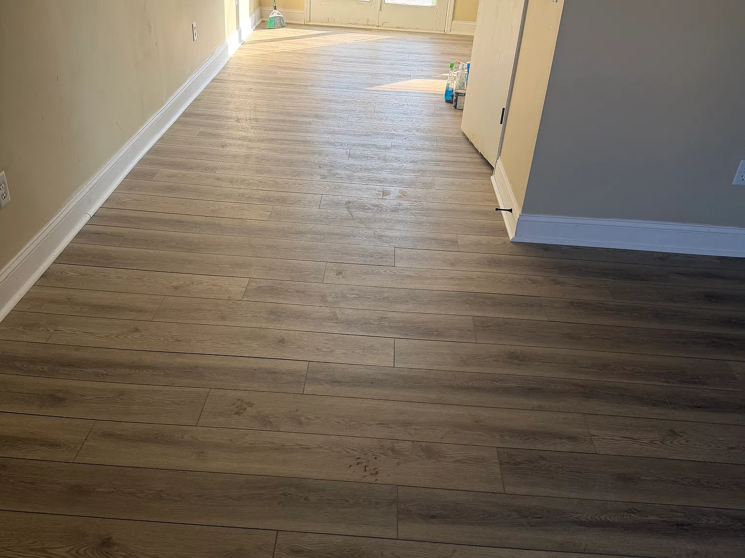 2 bed, 1.5 bath, 1000 sqft, $1,200 — Photo 2