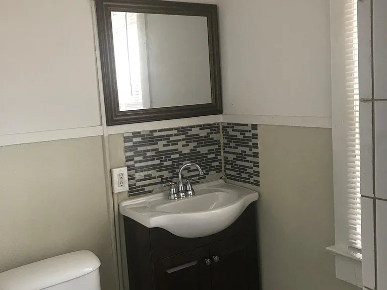 23 S Hollywood Ave #5 — Photo 15