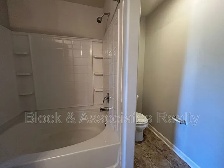 1895 Park Meadow Cir — Photo 10