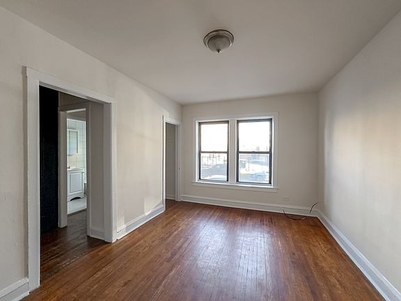 5th image of 2700 N Spaulding Ave #Ee1