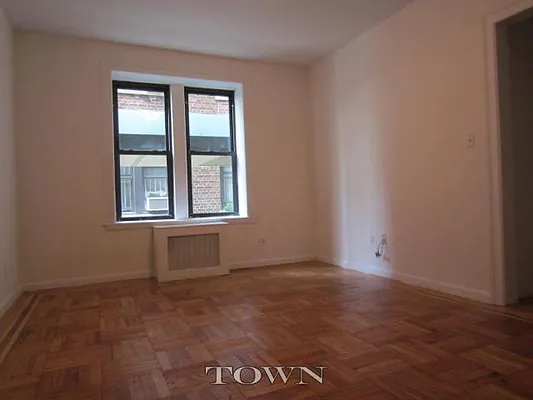 Rented by Town Residential | media 10