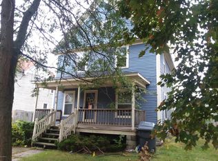 1015 Reed Ave, Kalamazoo, MI 49001