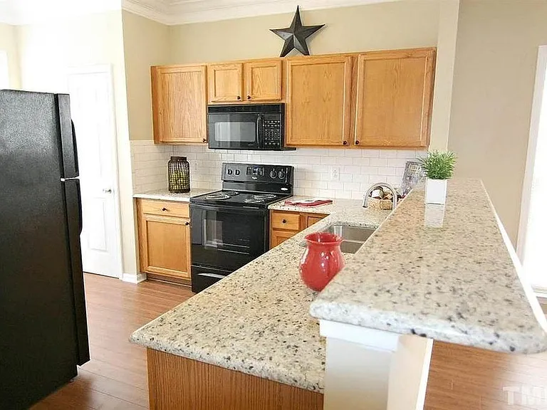 5325 Cog Hill Ct — Photo 2