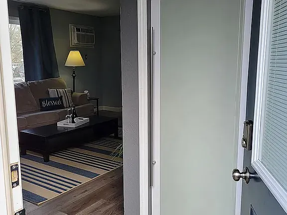 1632 Pinewood Ln #2 — Photo 5