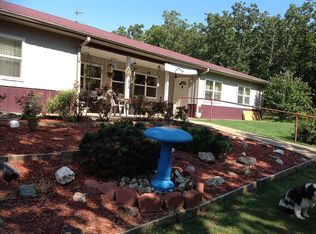 207 Gourd Ln, Tahlequah, OK 74464