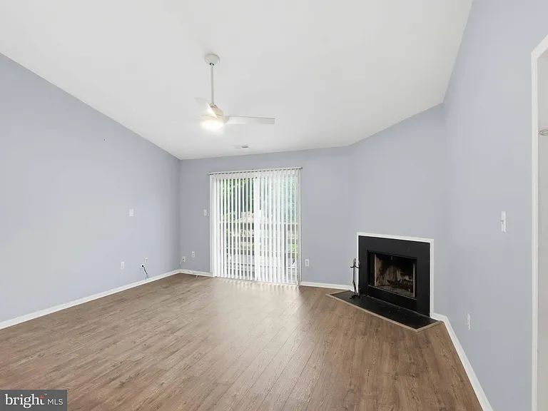 11510 Little Patuxent Pkwy #407 — Photo 6