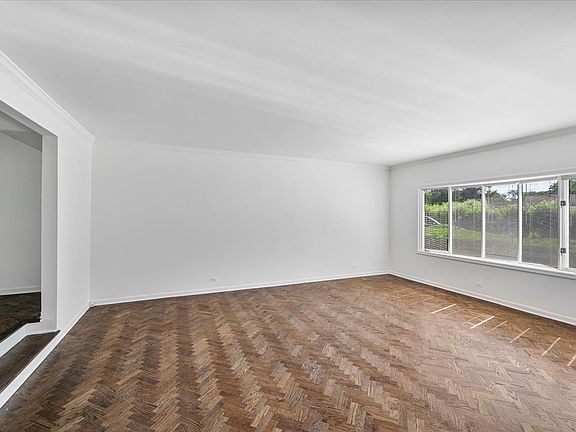 5th image of 412 Lavergne Ave
