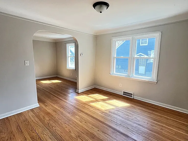 424 4th St #2 — Photo 8
