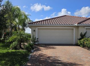 1750 Alameda Dr, Naples, FL 34120