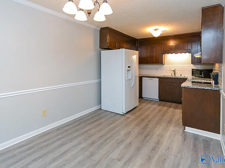 2225 Golf Rd SW #214 — Photo 5