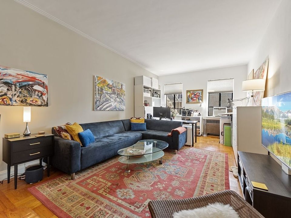 1st image of 255 W 23rd St APT 6BW