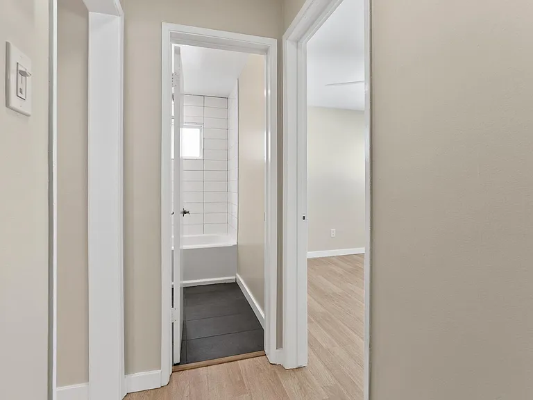 163 Covina Ave #4 — Photo 6