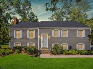 3 Deer Run Cir, Chatham Twp., NJ 07928