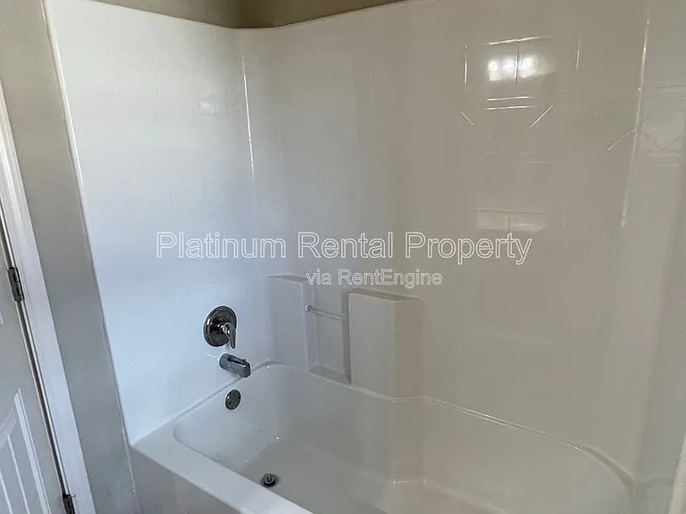 4770 Leatherstone Way — Photo 31