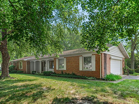 2nd image of 3702 Harmony Ct