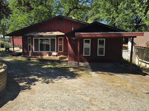 49801 Canoga Dr, Oakhurst, CA 93644