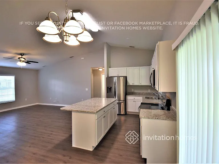 505 Seven Oaks St — Photo 9