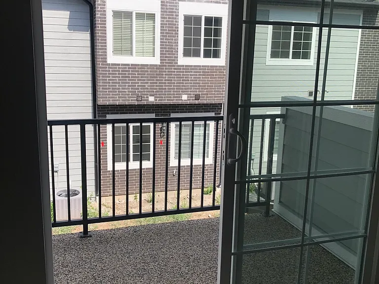1532 N 160 W #202 — Photo 10