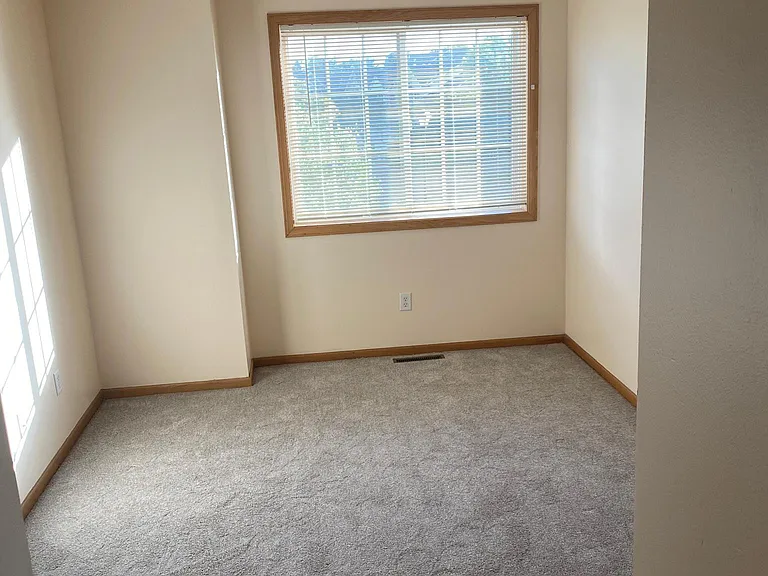 3283 Coleshire Path — Photo 12