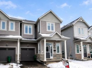 105 Mesa Dr, Ottawa, ON K2J6W1