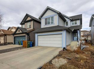 73 S Sunset Hts, Cochrane, AB T4C 0C7