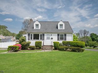 27 Washington Ave, Summit, NJ 07901
