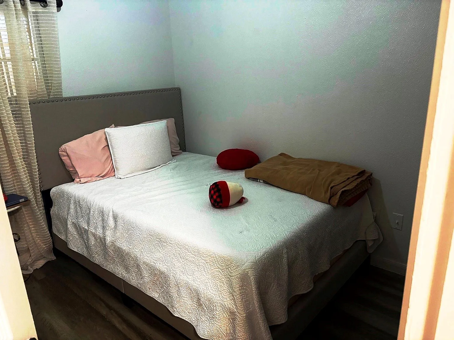 3 bed, 2.0 bath, 1184 sqft, $1,650 — Photo 4