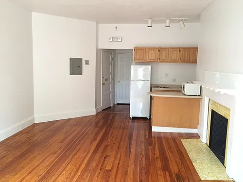 1077 Beacon St #2 Photo 1