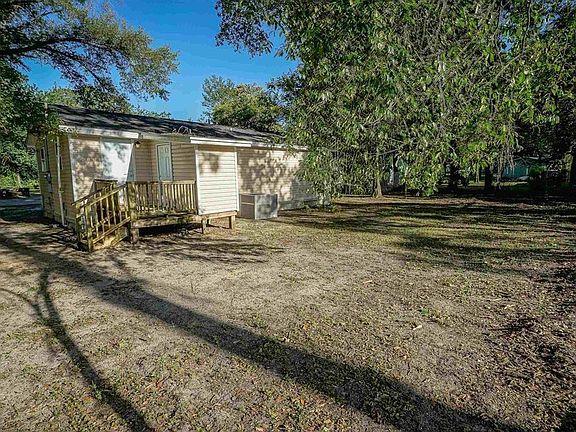 3rd image of 4807 Center Dr