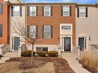 144 Jackson St, Gilberts, IL 60136