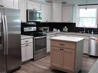 538 Wilkesboro St, Mocksville, NC 27028