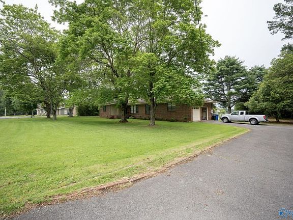 2nd image of 1139 Hammonds Rd