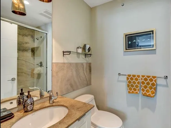 20852 77a Ave, Langley, BC V2Y 0K9