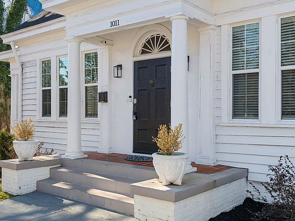 2nd image of 1011 Blandford Ave