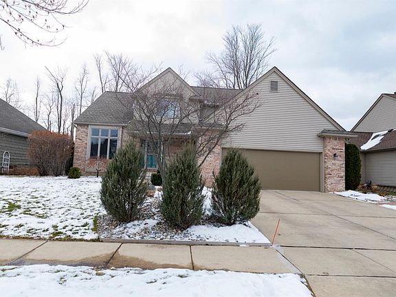 4th image of 562 Ironwood Way