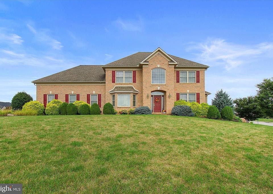 1st image of 2707 Farnham Ln