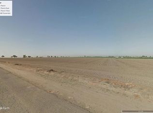5695 Oak Ave, Merced, CA 95341