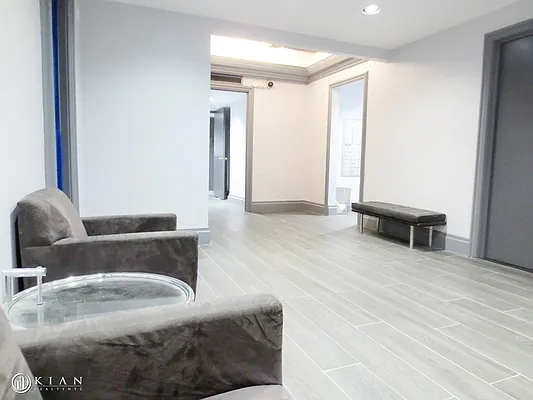 Sold by Kian Realty | media 19