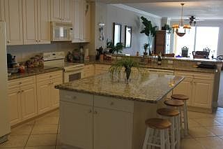 5th image of 80 Surfview Dr APT 513