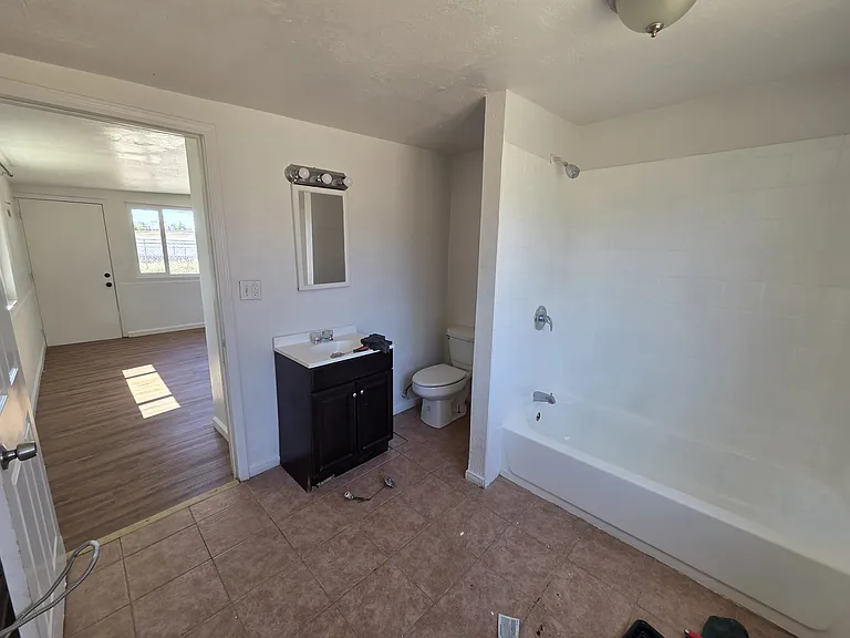 6032 Ocotillo Ave — Photo 2
