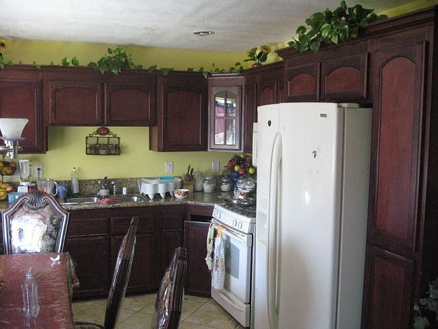 2nd image of 502 Deepmead Ave